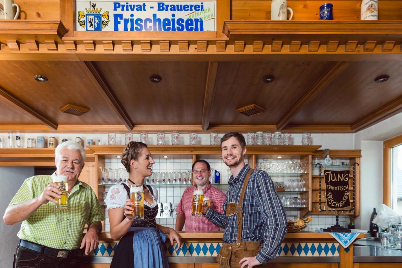 Brauerei Und Gasthof Frischeisen Kelheim Exterior foto